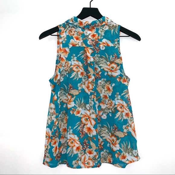 Ambiance Apparel Floral Button Up Tank with Collar - Picture 2 of 7